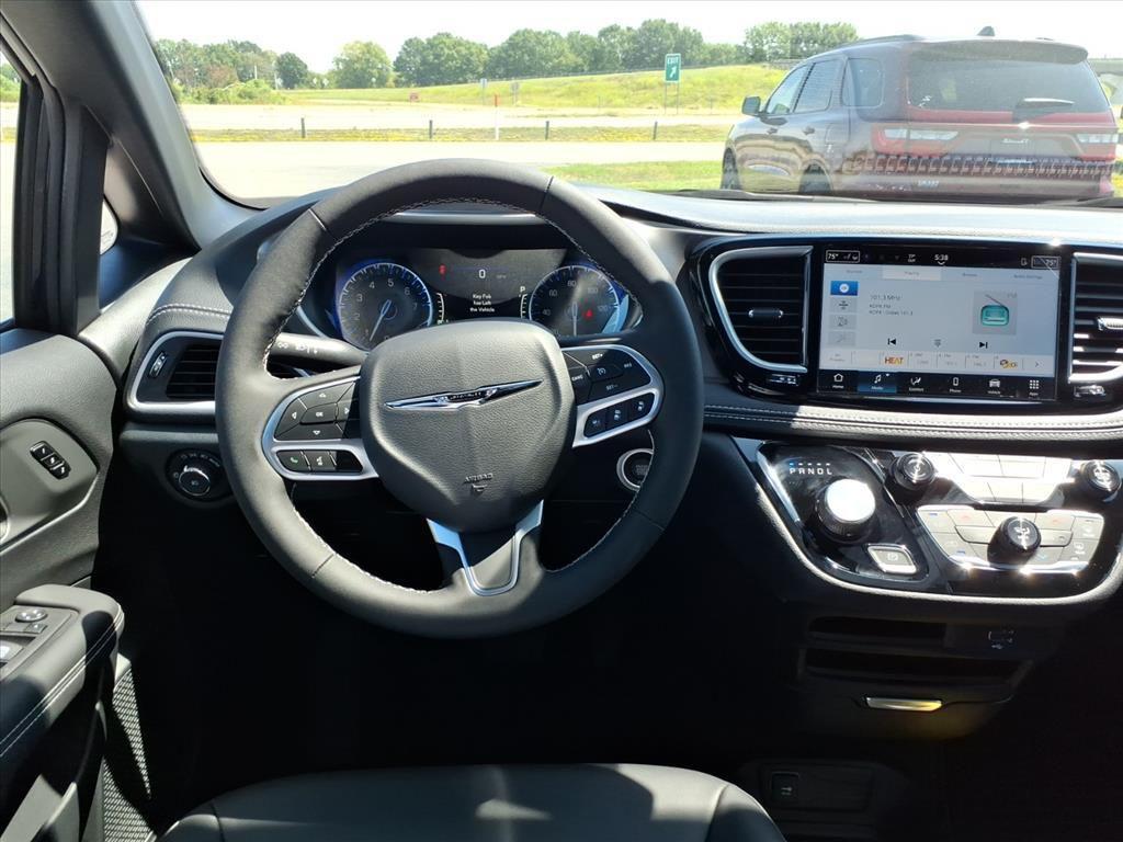 new 2026 Chrysler Pacifica car, priced at $44,983