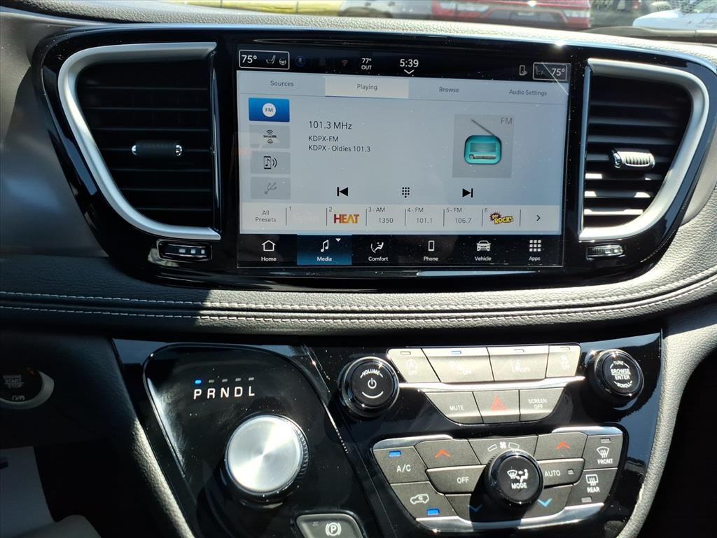 new 2026 Chrysler Pacifica car, priced at $44,983