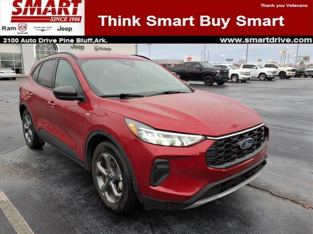 used 2025 Ford Escape car, priced at $22,895