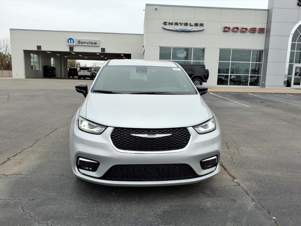 new 2026 Chrysler Pacifica car