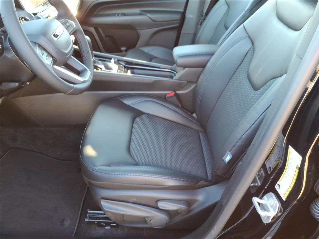 new 2026 Jeep Compass car, priced at $31,986