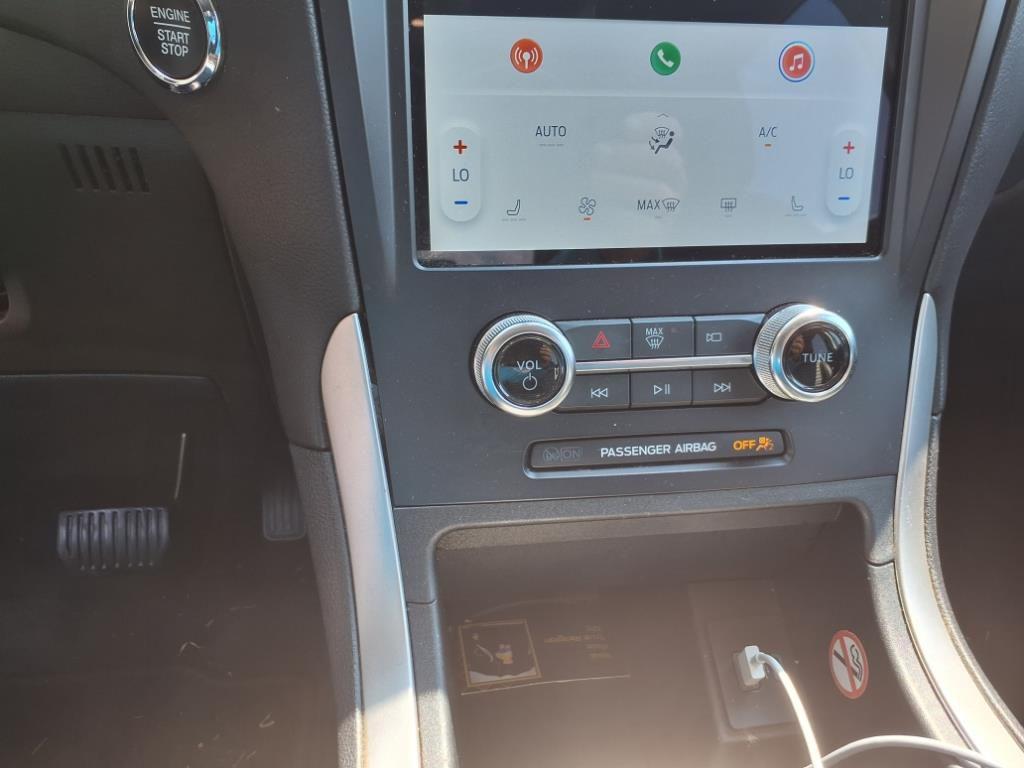 used 2024 Ford Edge car, priced at $22,397