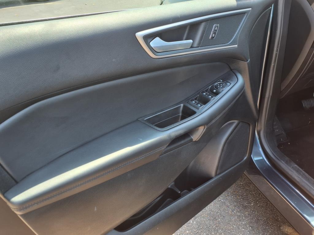 used 2024 Ford Edge car, priced at $22,397