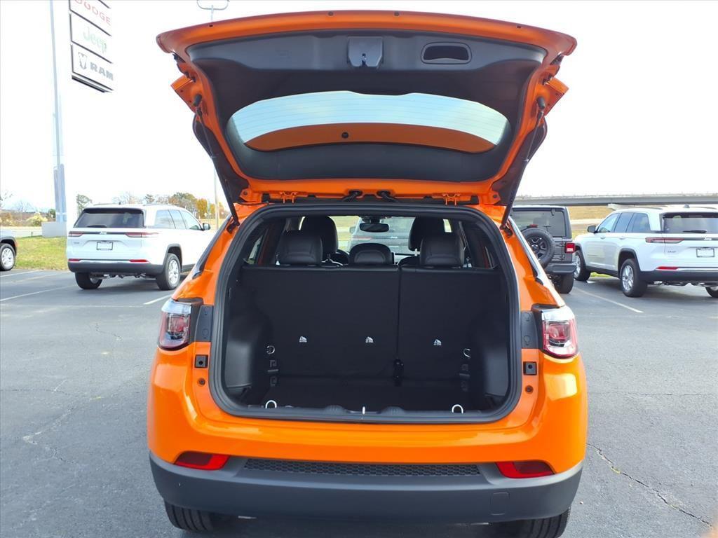 new 2026 Jeep Compass car, priced at $32,579