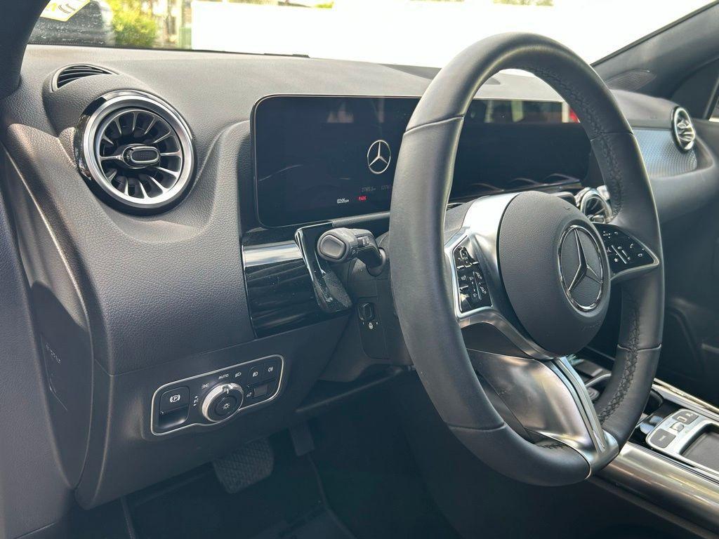 used 2025 Mercedes-Benz GLA 250 car, priced at $31,351