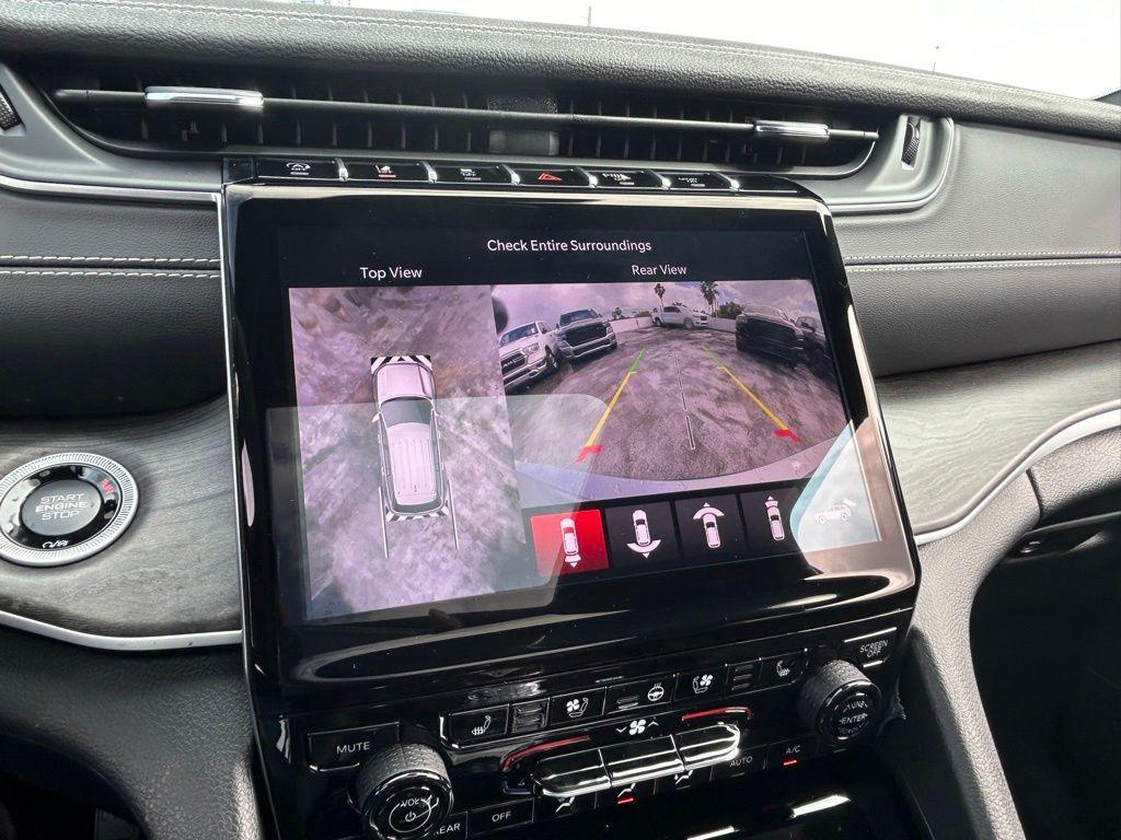 new 2024 Jeep Grand Cherokee L car, priced at $49,566