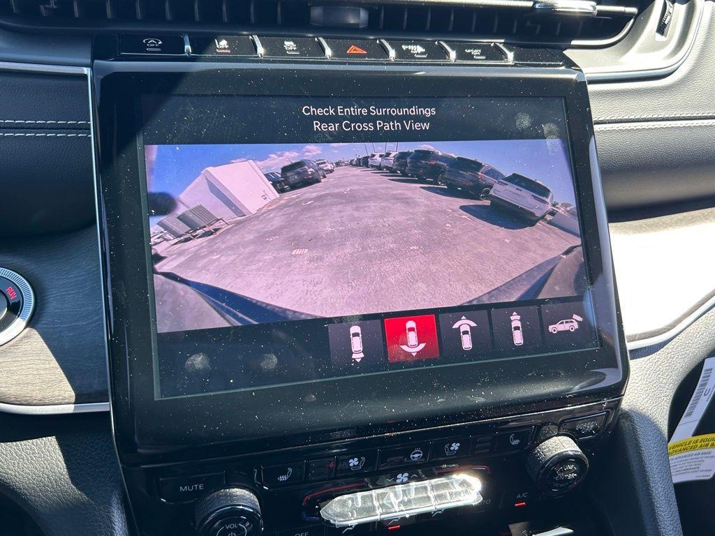 new 2025 Jeep Grand Cherokee car, priced at $43,398