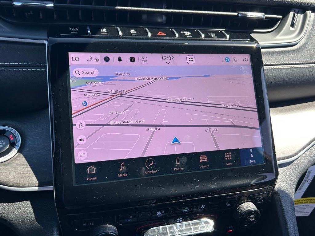 new 2025 Jeep Grand Cherokee car, priced at $43,398