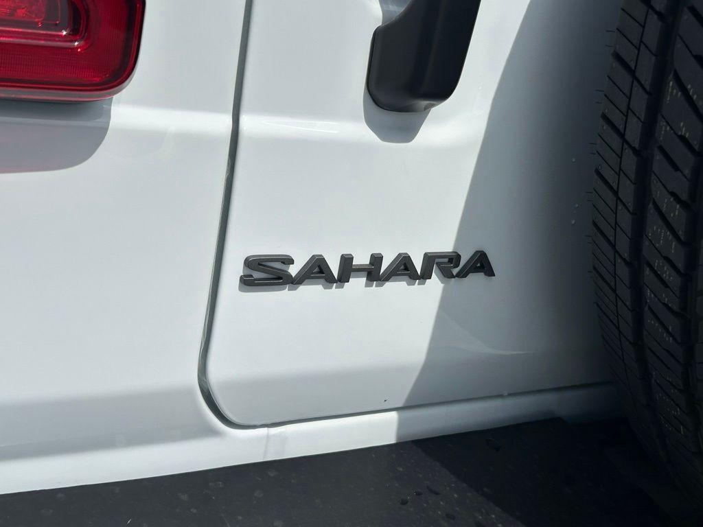 new 2025 Jeep Wrangler car, priced at $40,811