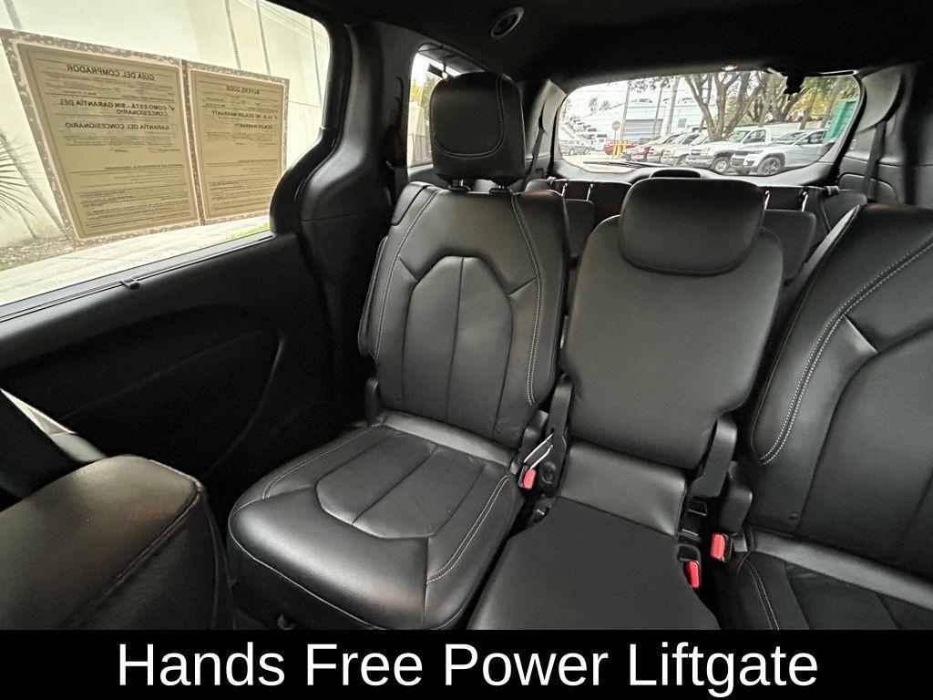 used 2020 Chrysler Pacifica car, priced at $15,246