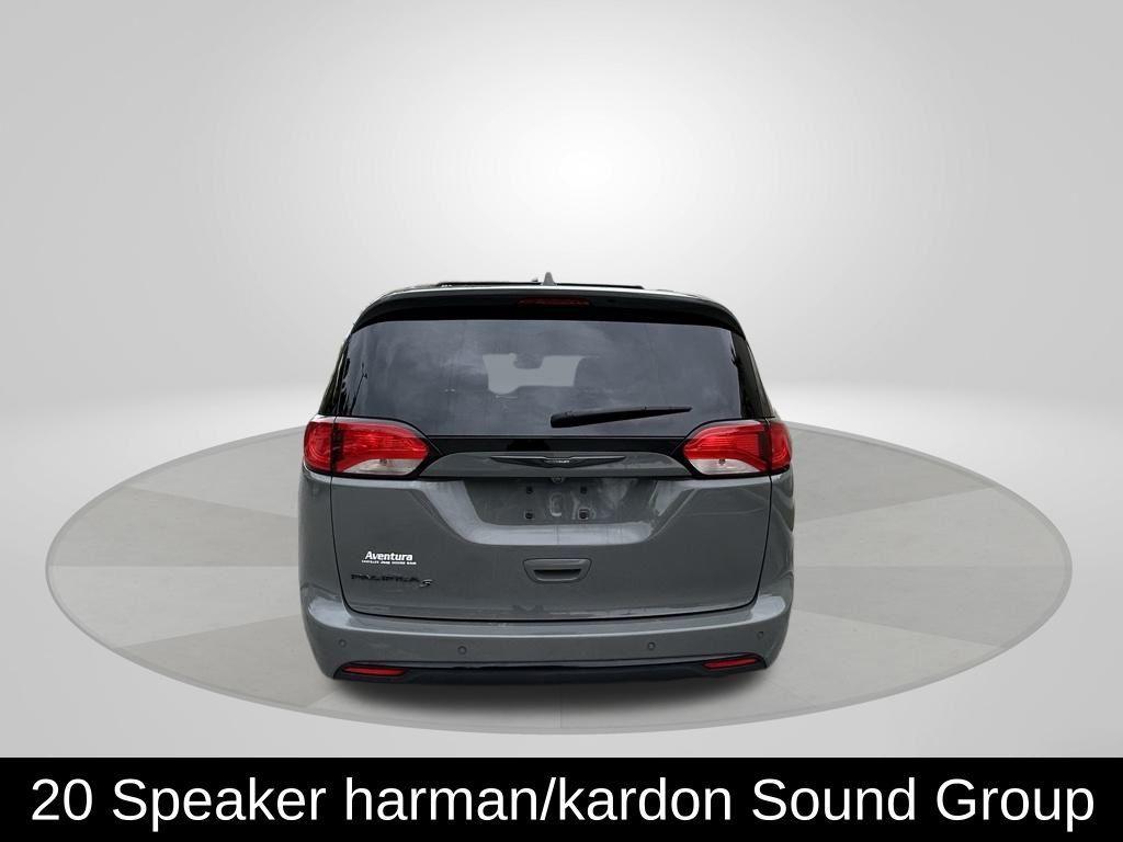 used 2020 Chrysler Pacifica car, priced at $15,246