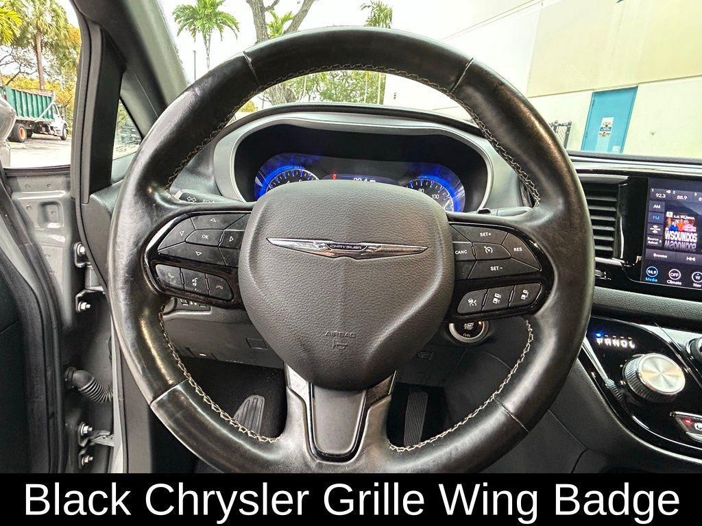 used 2020 Chrysler Pacifica car, priced at $15,246