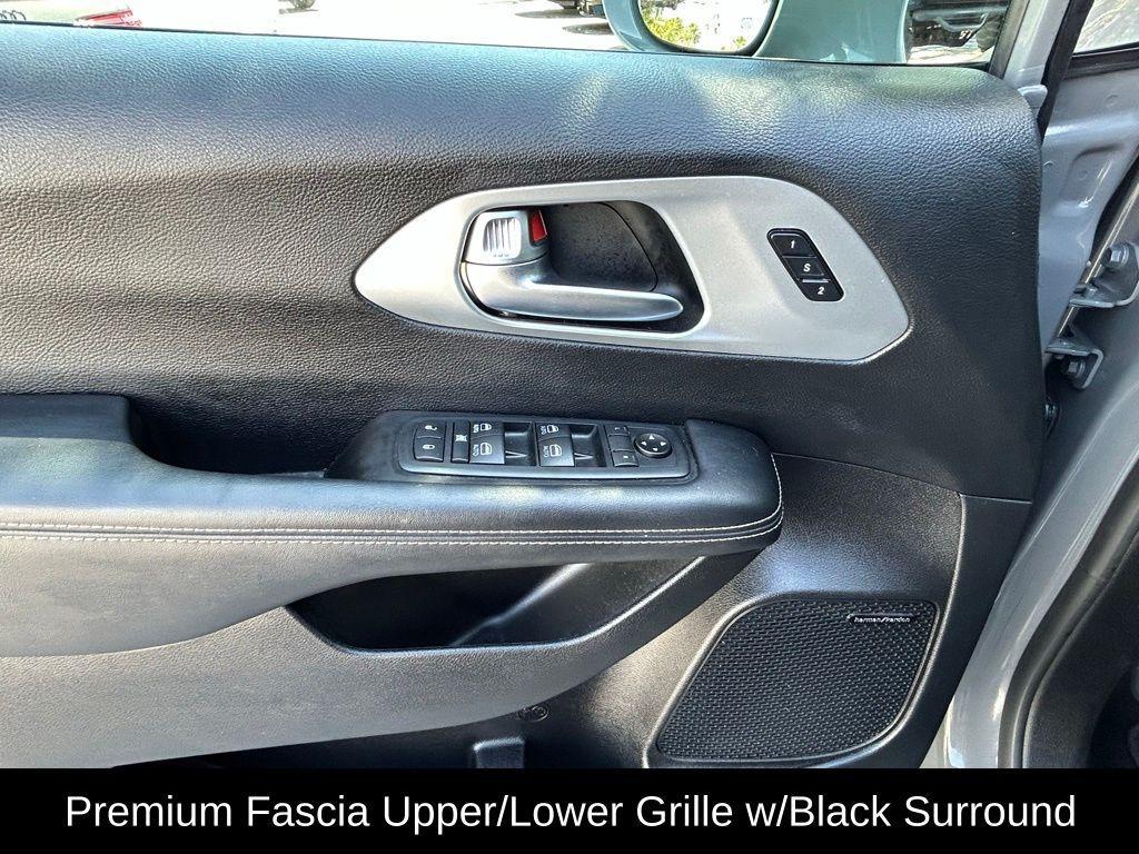 used 2020 Chrysler Pacifica car, priced at $15,246