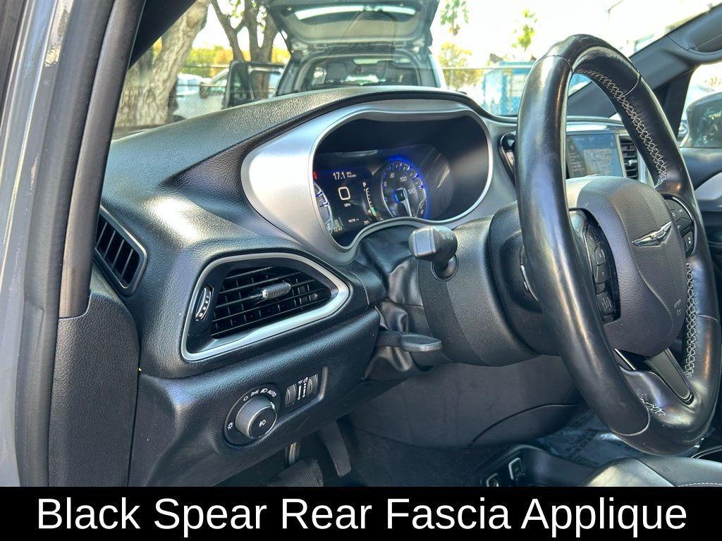 used 2020 Chrysler Pacifica car, priced at $15,246