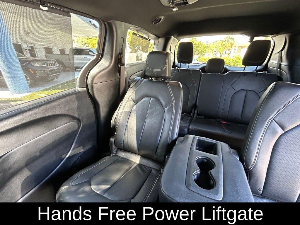 used 2020 Chrysler Pacifica car, priced at $15,246