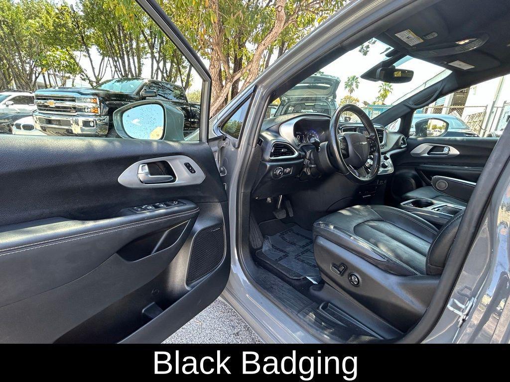 used 2020 Chrysler Pacifica car, priced at $15,246