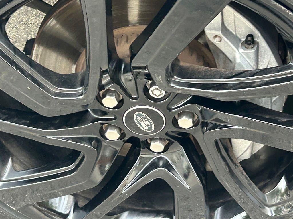 used 2021 Land Rover Discovery car, priced at $22,300