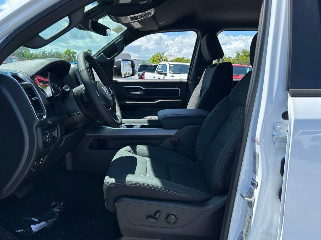 new 2025 Ram 1500 car, priced at $47,560
