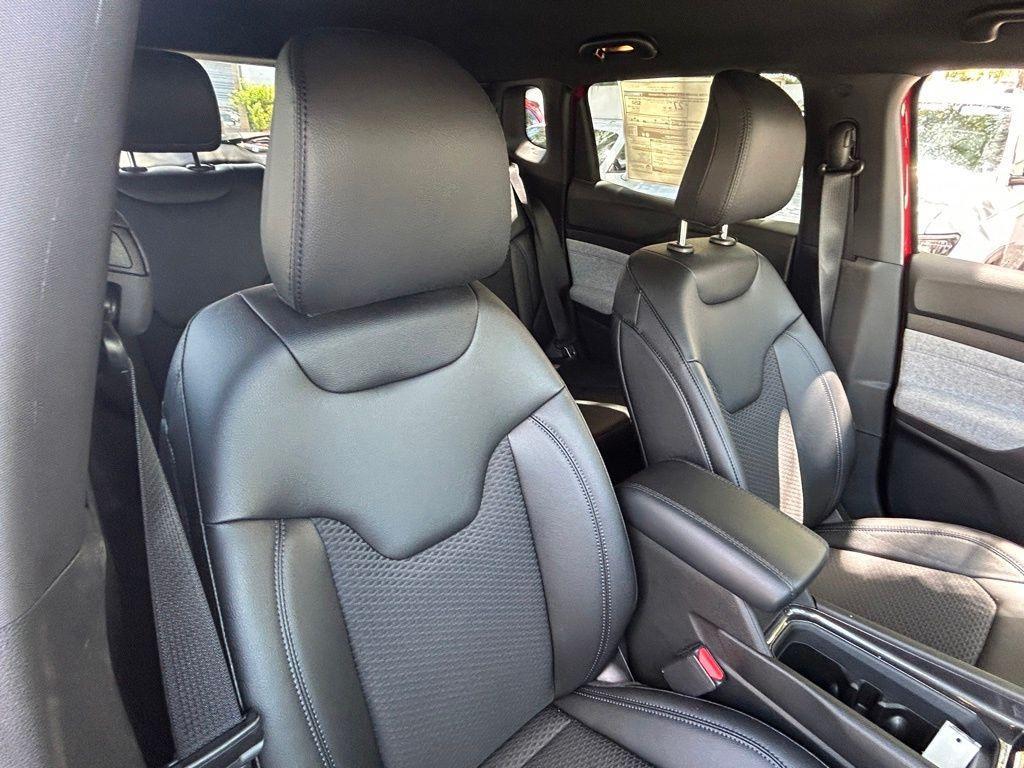 new 2025 Jeep Compass car, priced at $24,899