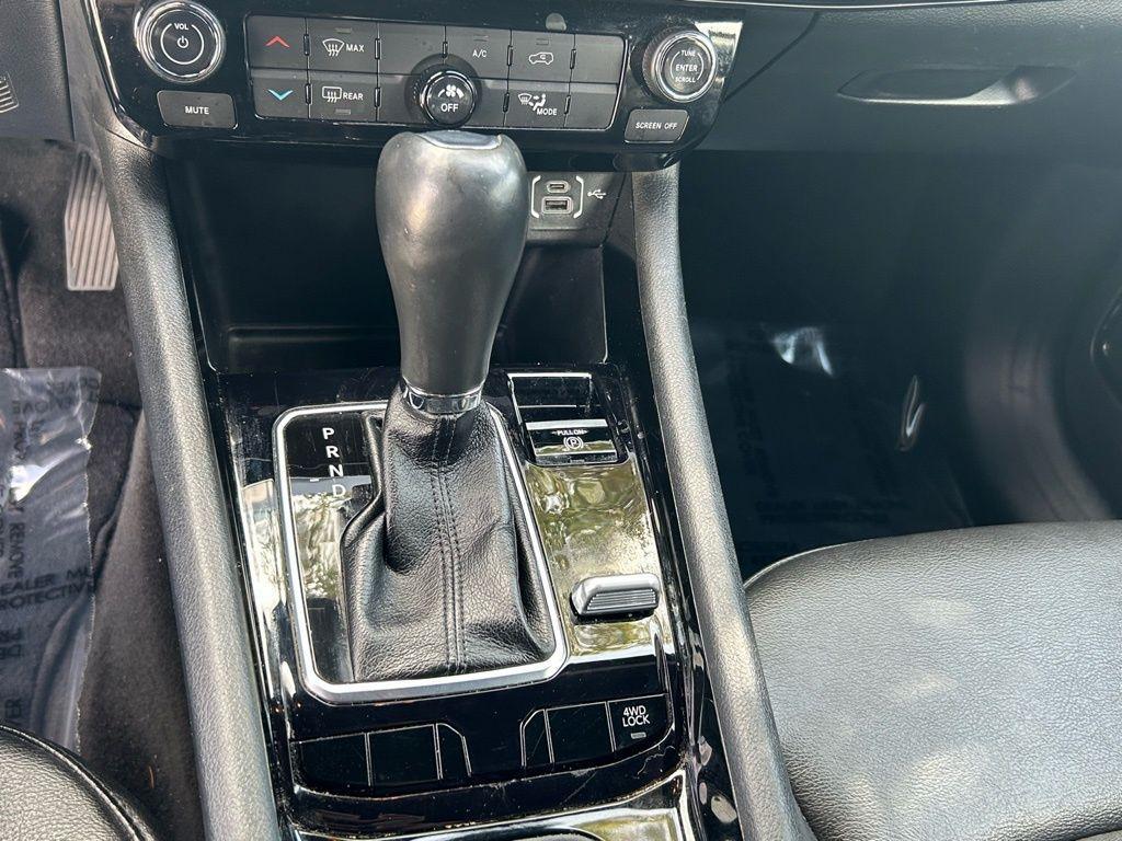 used 2022 Jeep Compass car, priced at $20,000