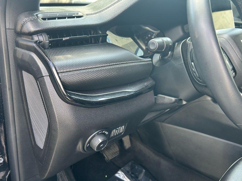 used 2022 Jeep Compass car, priced at $20,000