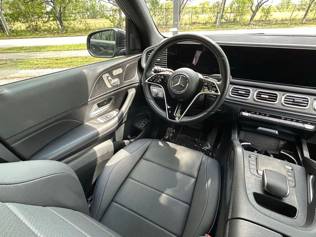 used 2025 Mercedes-Benz GLE 350 car, priced at $49,539