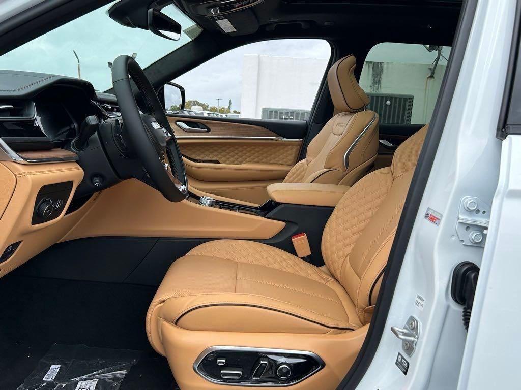 new 2025 Jeep Grand Cherokee L car, priced at $56,114