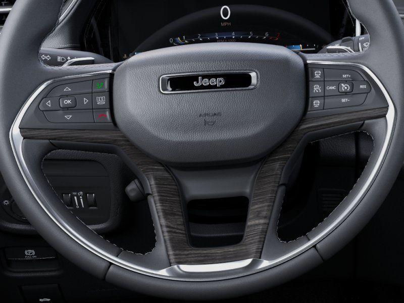 new 2025 Jeep Grand Cherokee car, priced at $37,361