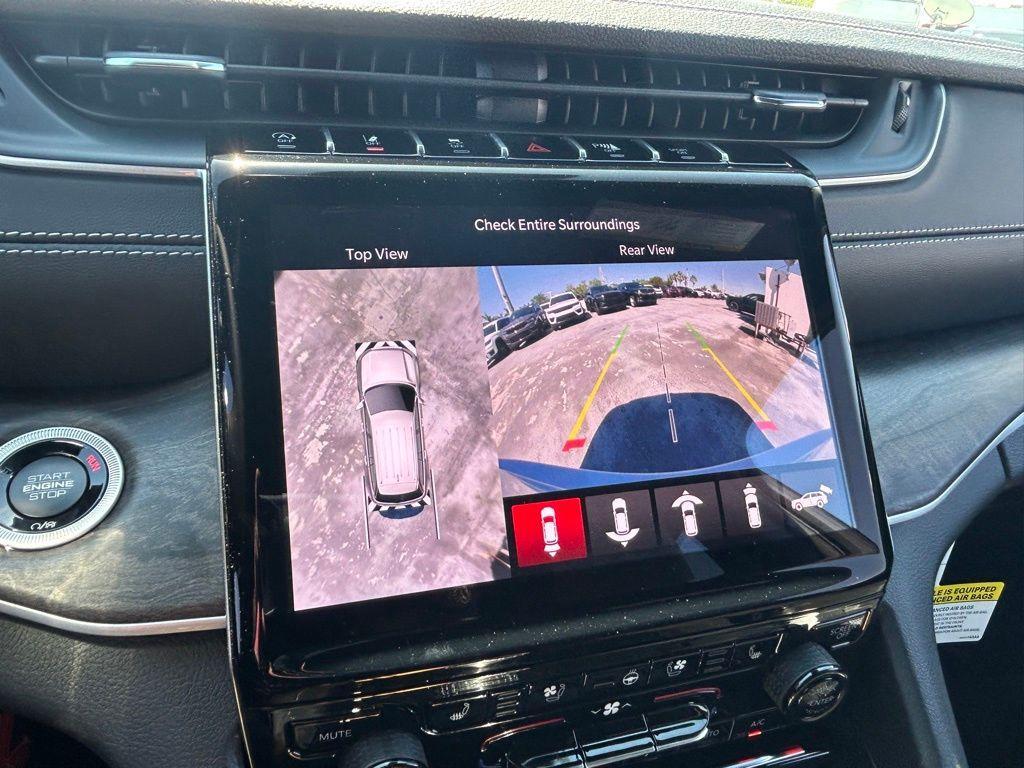 new 2025 Jeep Grand Cherokee car, priced at $44,331