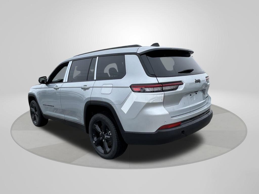 new 2025 Jeep Grand Cherokee car, priced at $44,331