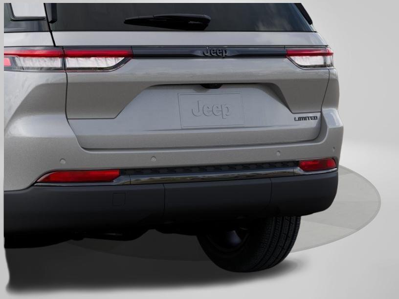 new 2025 Jeep Grand Cherokee car, priced at $37,361