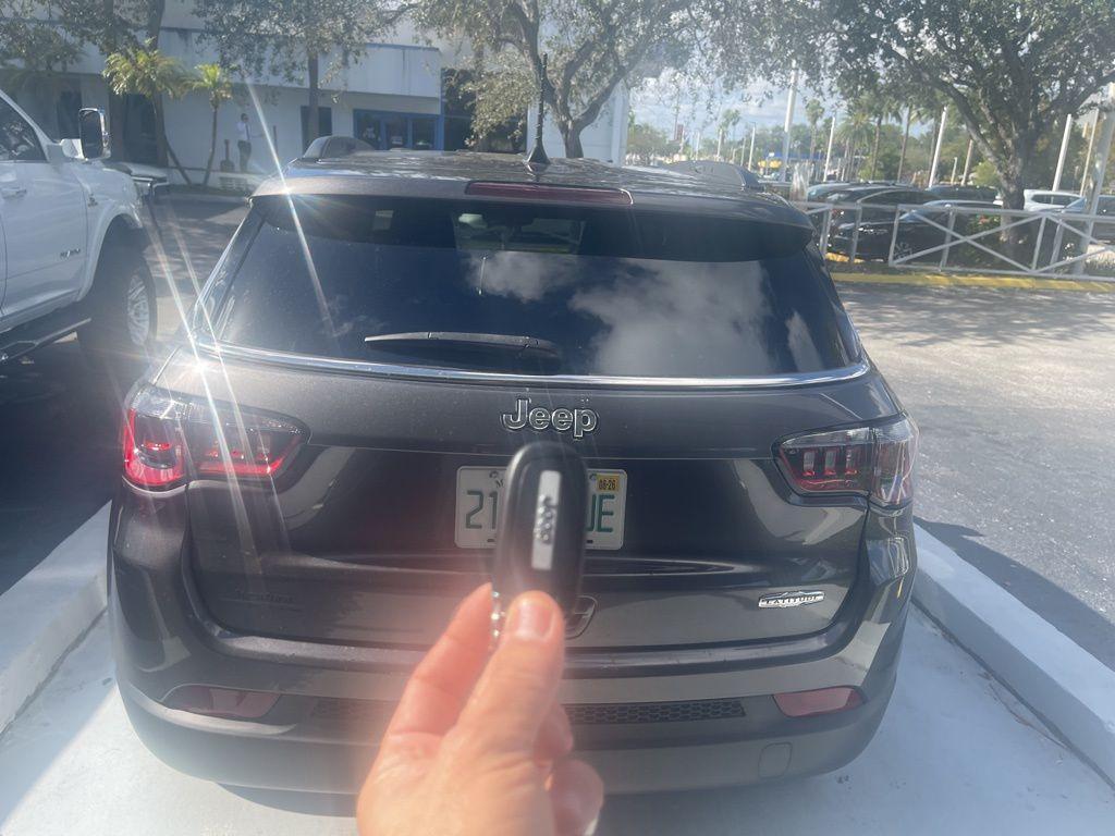 used 2022 Jeep Compass car, priced at $17,893