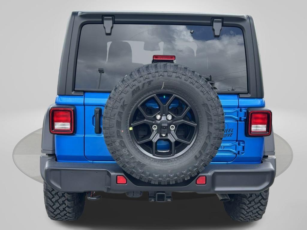 new 2025 Jeep Wrangler car, priced at $36,646