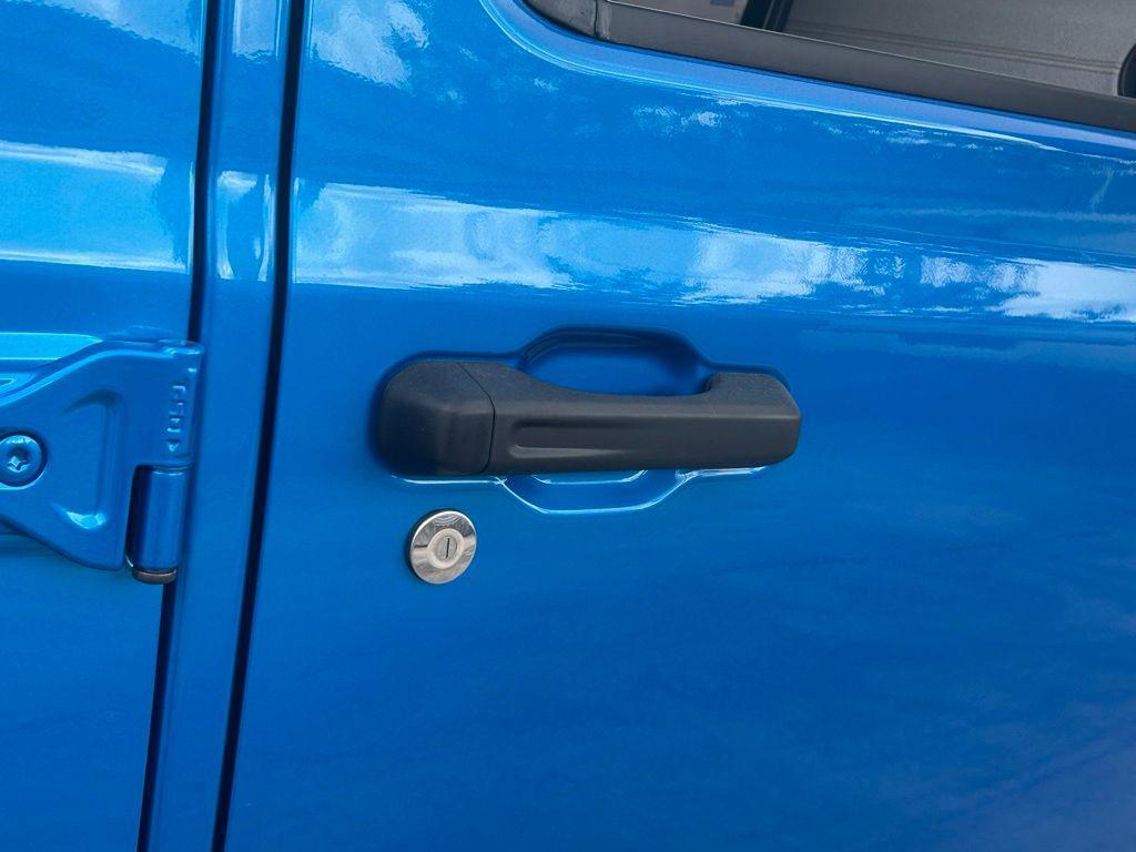 new 2025 Jeep Wrangler car, priced at $36,646