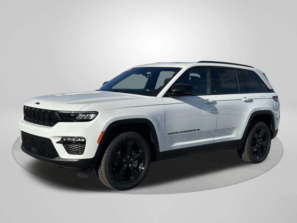 new 2025 Jeep Grand Cherokee car, priced at $45,044