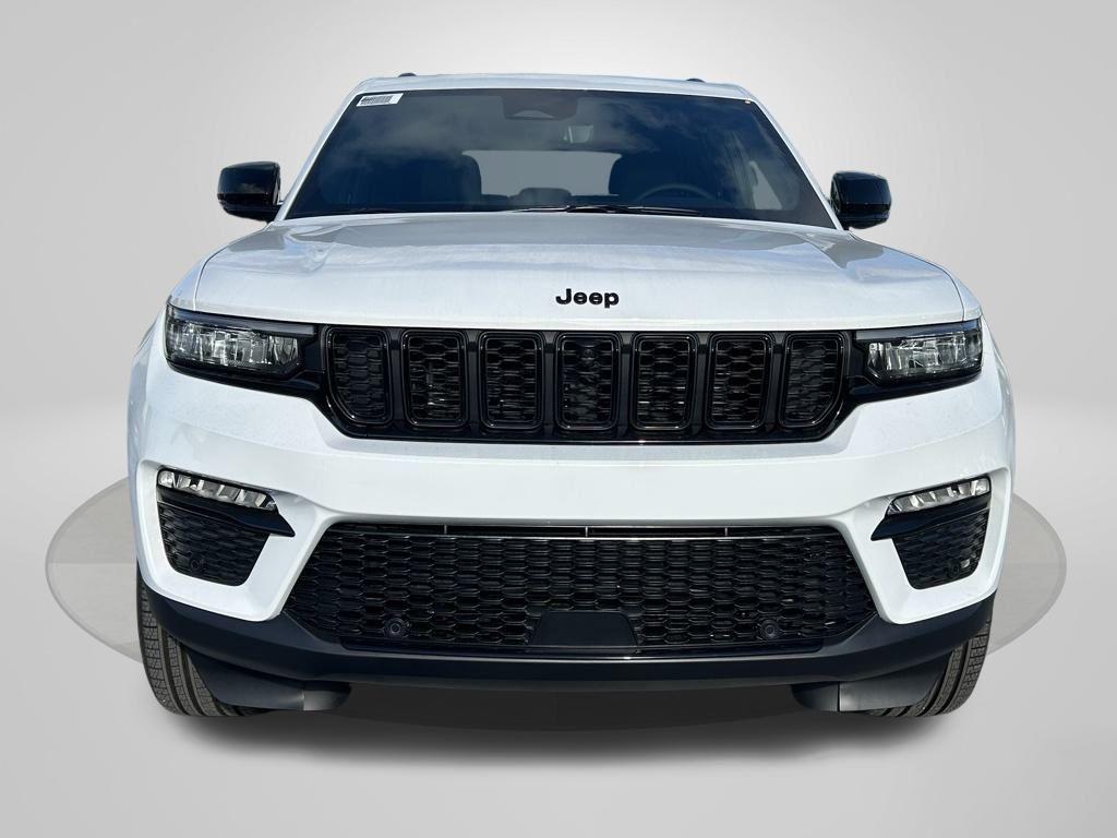 new 2025 Jeep Grand Cherokee car, priced at $45,044