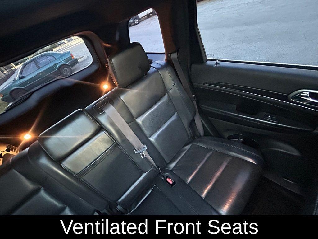 used 2019 Jeep Grand Cherokee car, priced at $14,000