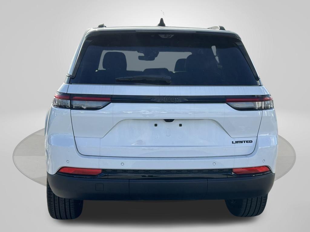 new 2025 Jeep Grand Cherokee car, priced at $39,263