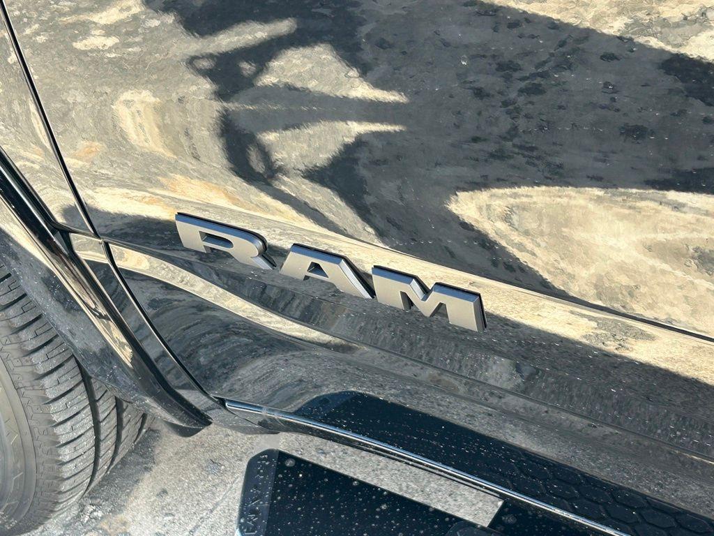 new 2025 Ram 1500 car, priced at $50,952