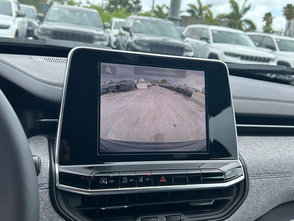 new 2025 Jeep Compass car, priced at $24,675