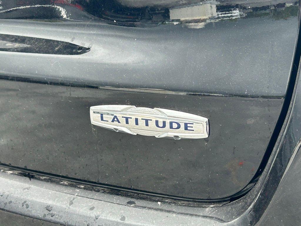 new 2025 Jeep Compass car, priced at $24,675