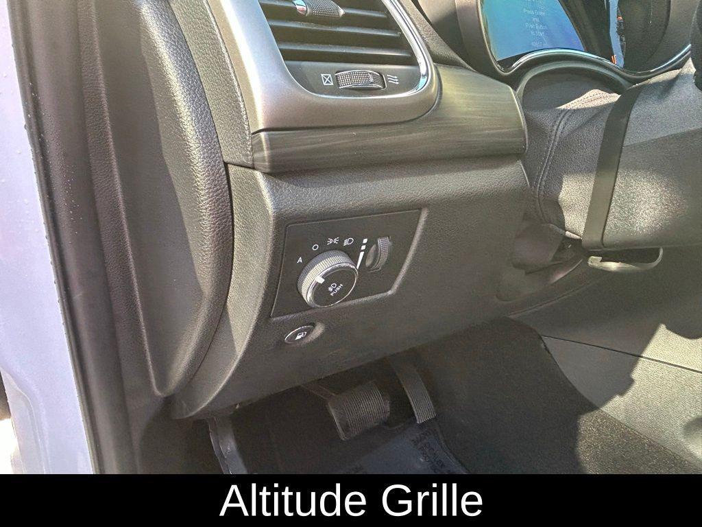 used 2021 Jeep Grand Cherokee car, priced at $21,000