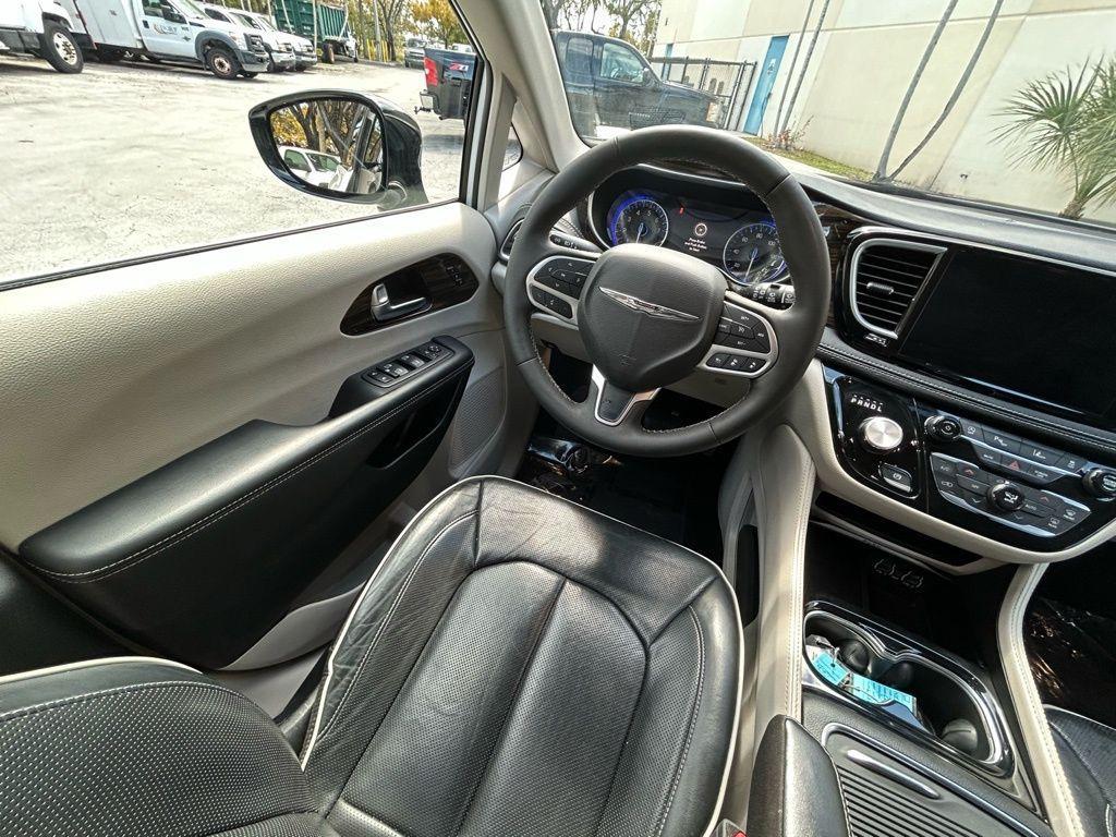 used 2023 Chrysler Pacifica car, priced at $23,881