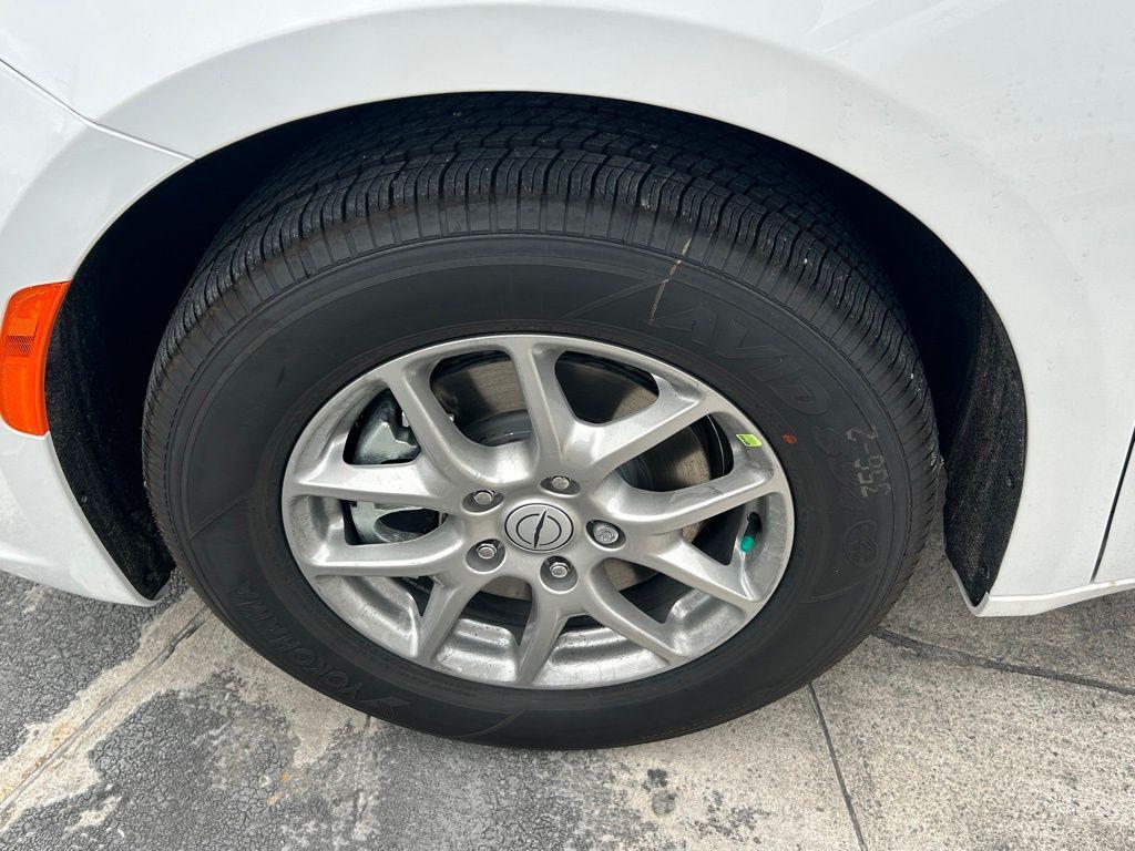 new 2026 Chrysler Pacifica car, priced at $42,665