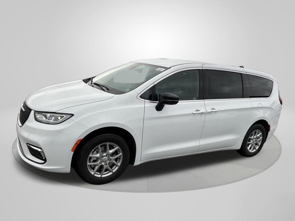 new 2026 Chrysler Pacifica car, priced at $40,738