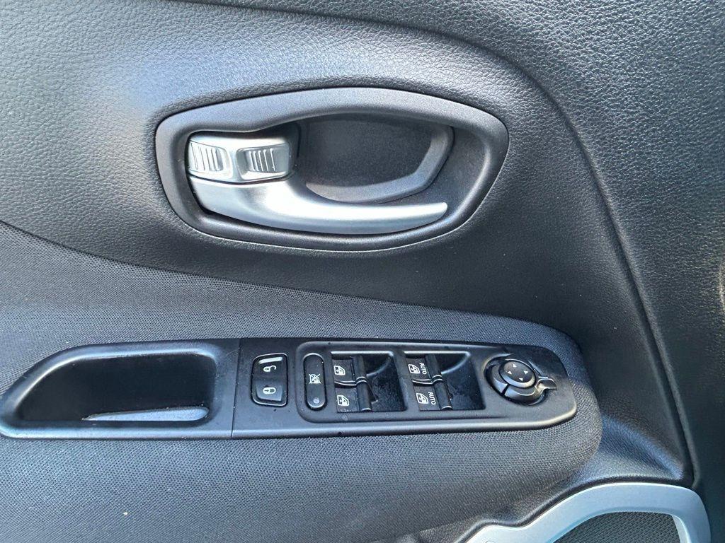 used 2021 Jeep Renegade car, priced at $14,000