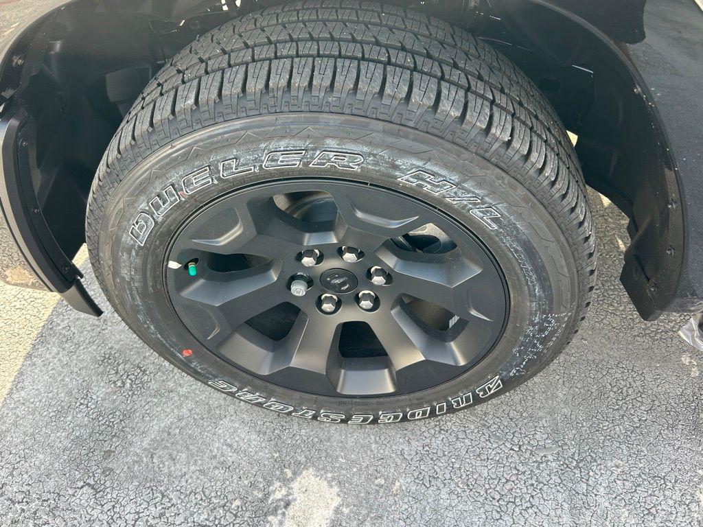 new 2025 Ram 1500 car, priced at $49,462