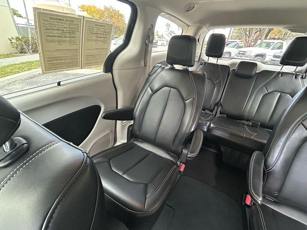 used 2024 Chrysler Pacifica car, priced at $21,300