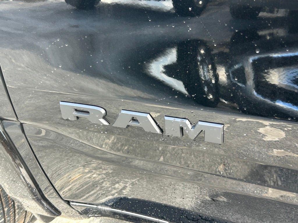 new 2025 Ram 1500 car, priced at $50,952