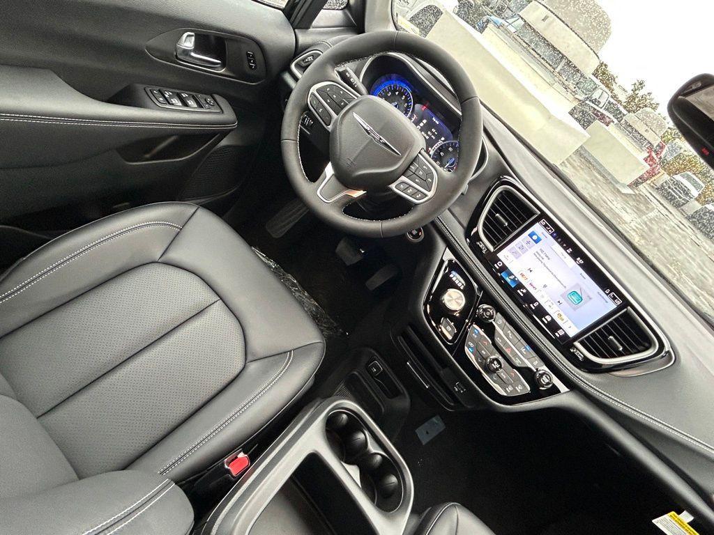 new 2026 Chrysler Pacifica car, priced at $42,665